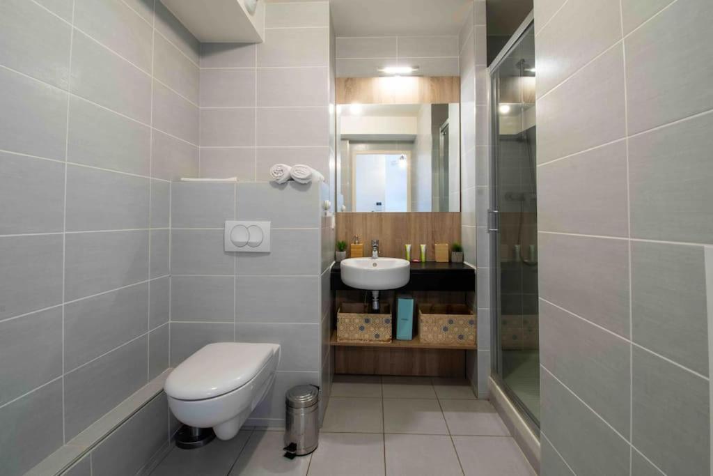 Le Tony Garnier Check In H24 Wifi Apartment ลียง ภายนอก รูปภาพ
